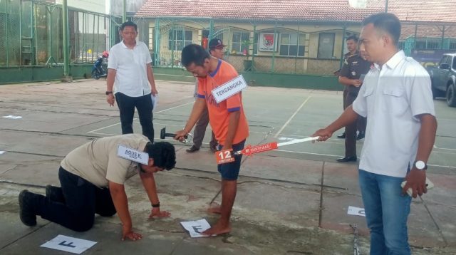 Rekonstruksi Pembunuhan Keluarga Guru Ngancar, Polisi Temukan Fakta Baru dari Puluhan Adegan