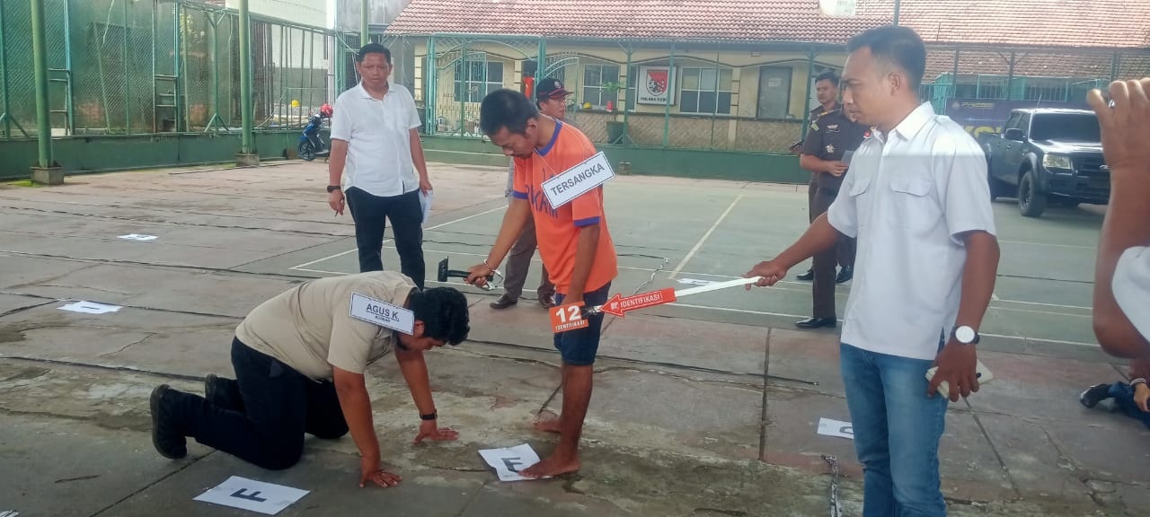 Rekonstruksi Pembunuhan Keluarga Guru Ngancar, Polisi Temukan Fakta Baru dari Puluhan Adegan
