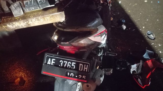 Tabrak Truk Parkir, Pemotor Asal Madiun Tewas