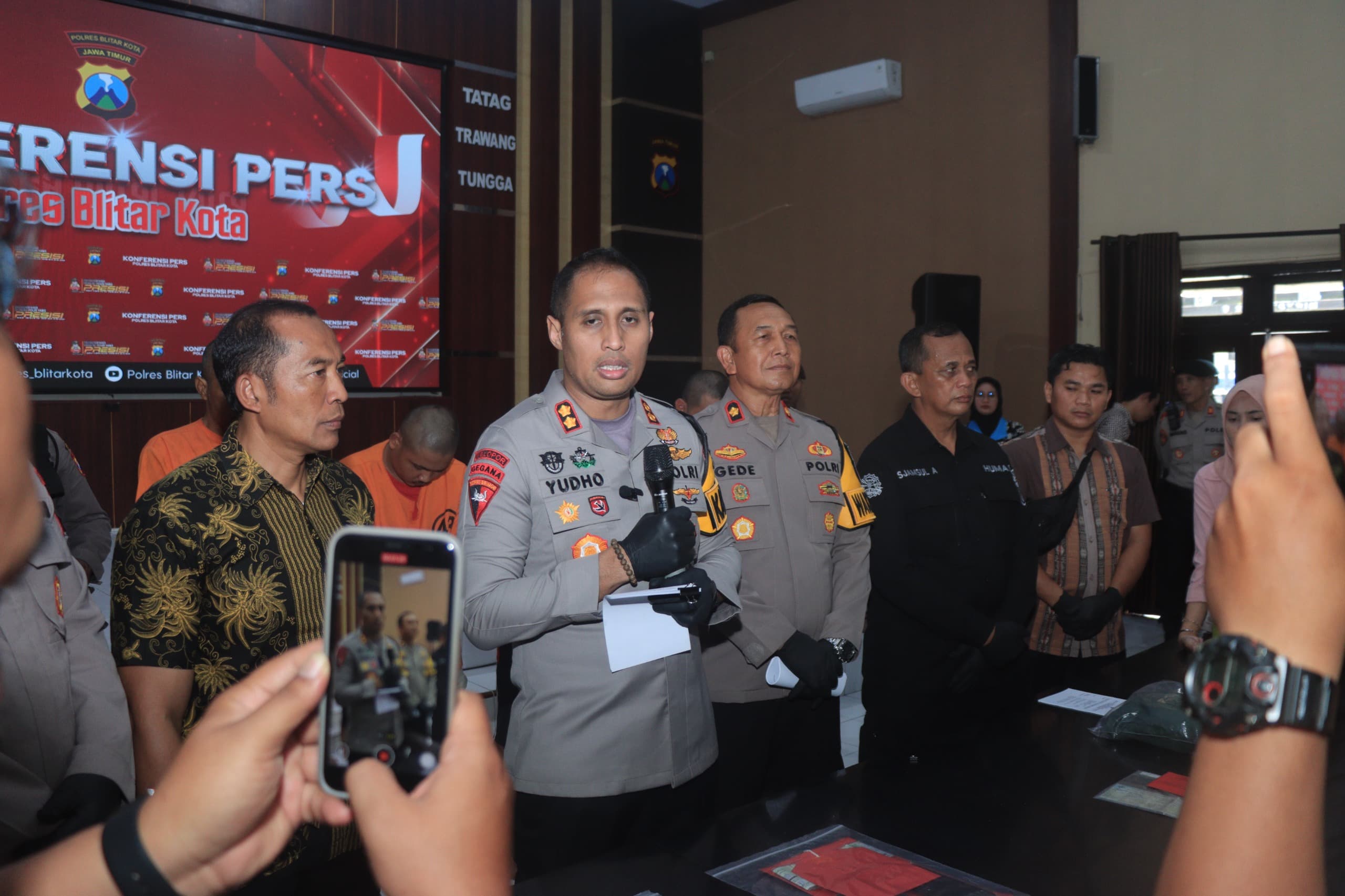 AKBP Titus Yudho Uly, Kapolres Blitar Kota Anyar, Siap Perang dengan Kejahatan, Ini Profilnya