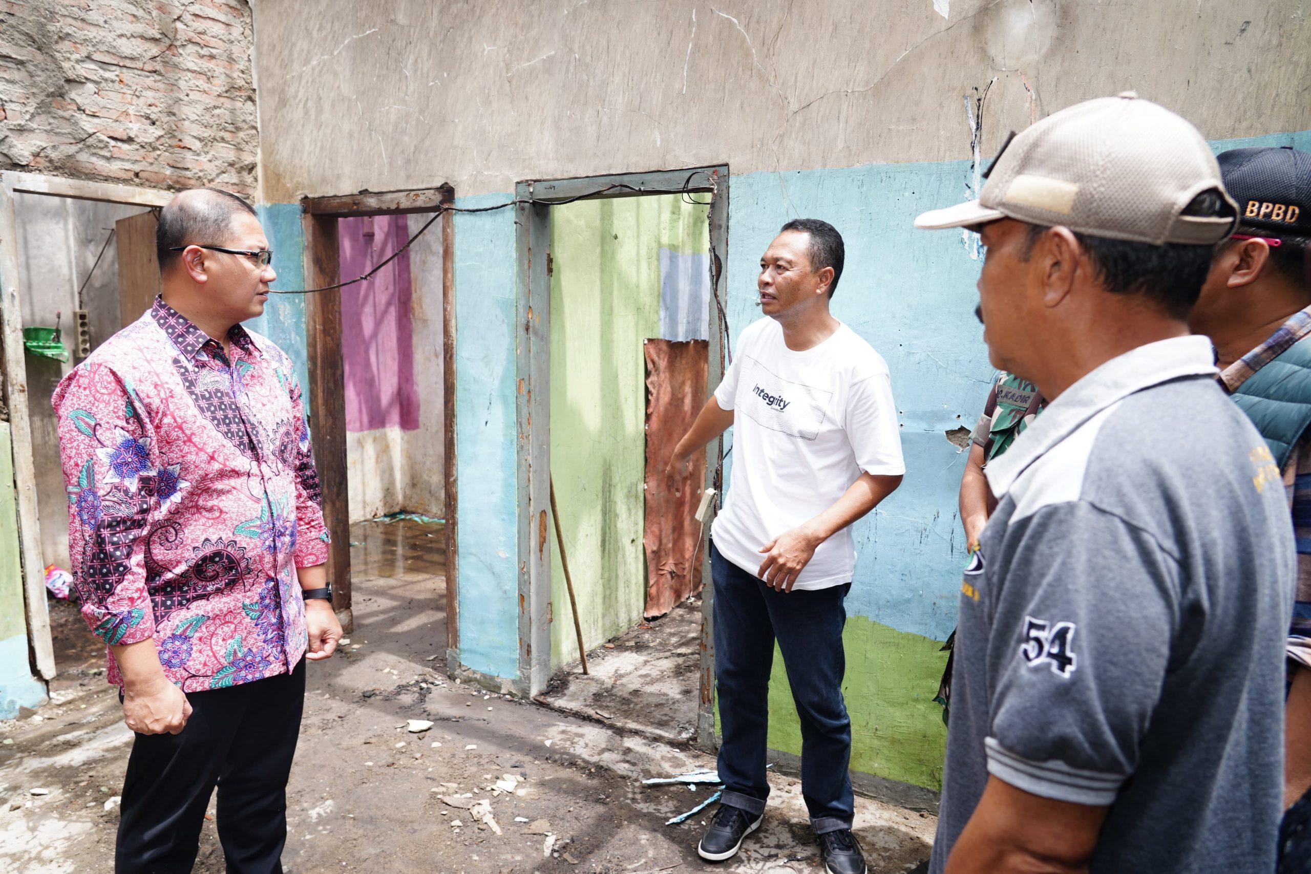 Kunjungi Rumah Terbakar di Giripurno, Pj. Walikota Batu: Pemkot Batu Siap Bantu