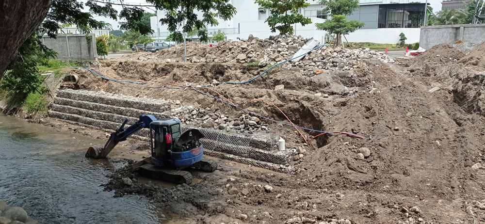 Plengsengan Sungai Paron Ambrol, PUPR: Ini Anggaran yang Dibutuhkan