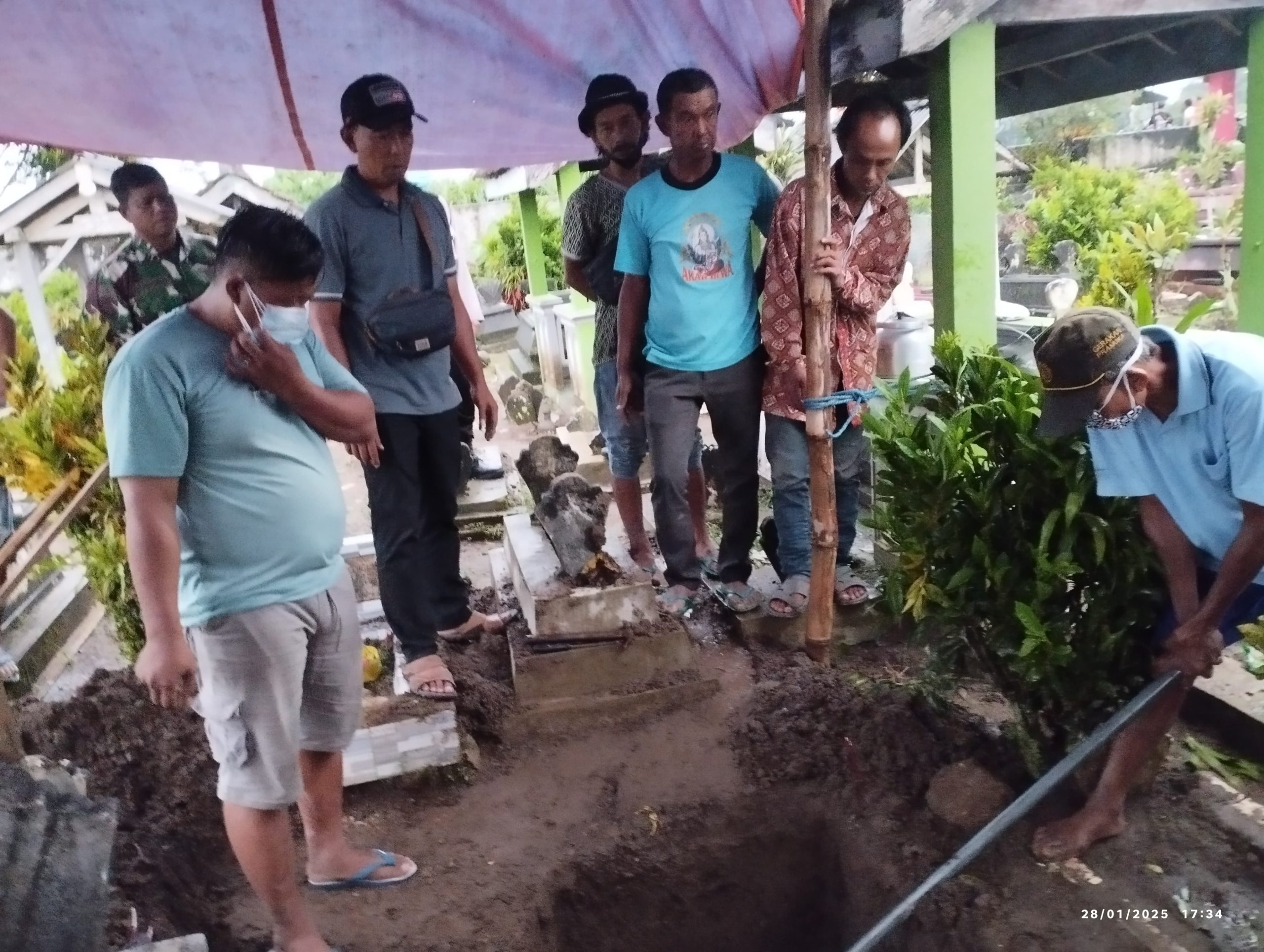 Bagian Kepala dan Kaki Uswatun Khasanah Dimakamkan di Satu Liang Lahat