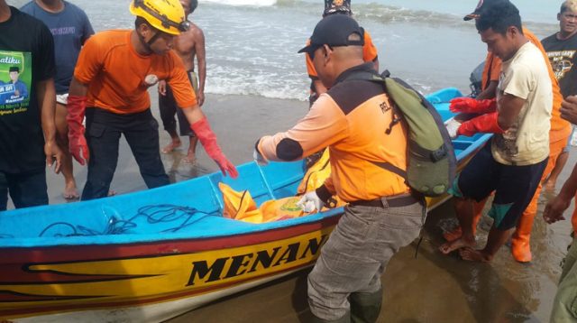 Hilang Sehari, Pedagang Bakso Asal Blitar Ditemukan Mengapung di Pantai Sine Tulungagung, Begini Kronologinya
