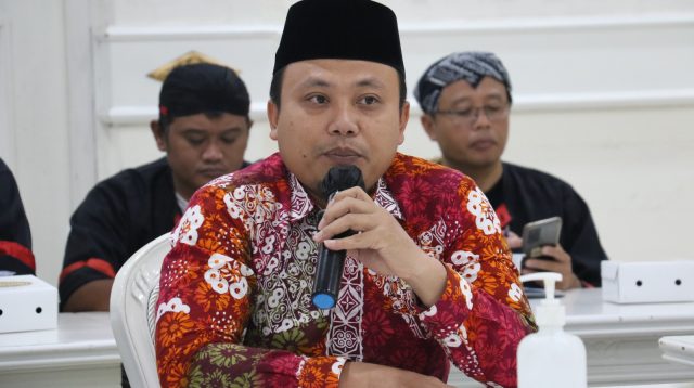 Tren #KaburAjaDulu Tuai Kontroversi, Anggota DPRD Ponorogo Ribut Riyanto Beri Tanggapan