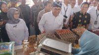 Resmikan Pasar Nglegok, Mendag Budi Santoso Minta Pedagang Jaga Fasilitas