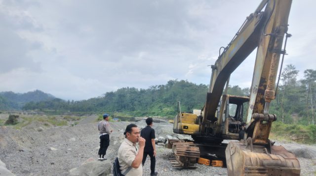 Patroli Tambang Pasir, Polisi Minta Alat Berat Dipindah, Ini Kata Kanit Tipidekter Polres Blitar Kota