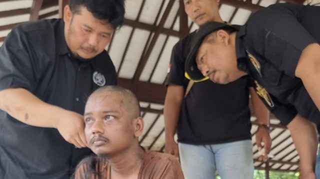 Menolong Sesama, Wartawan Berburu ODGJ Saat Hari Pers Nasional