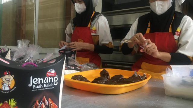 Permintaan Dodol Salak di Jombang Alami Lonjakan Selama Ramadan