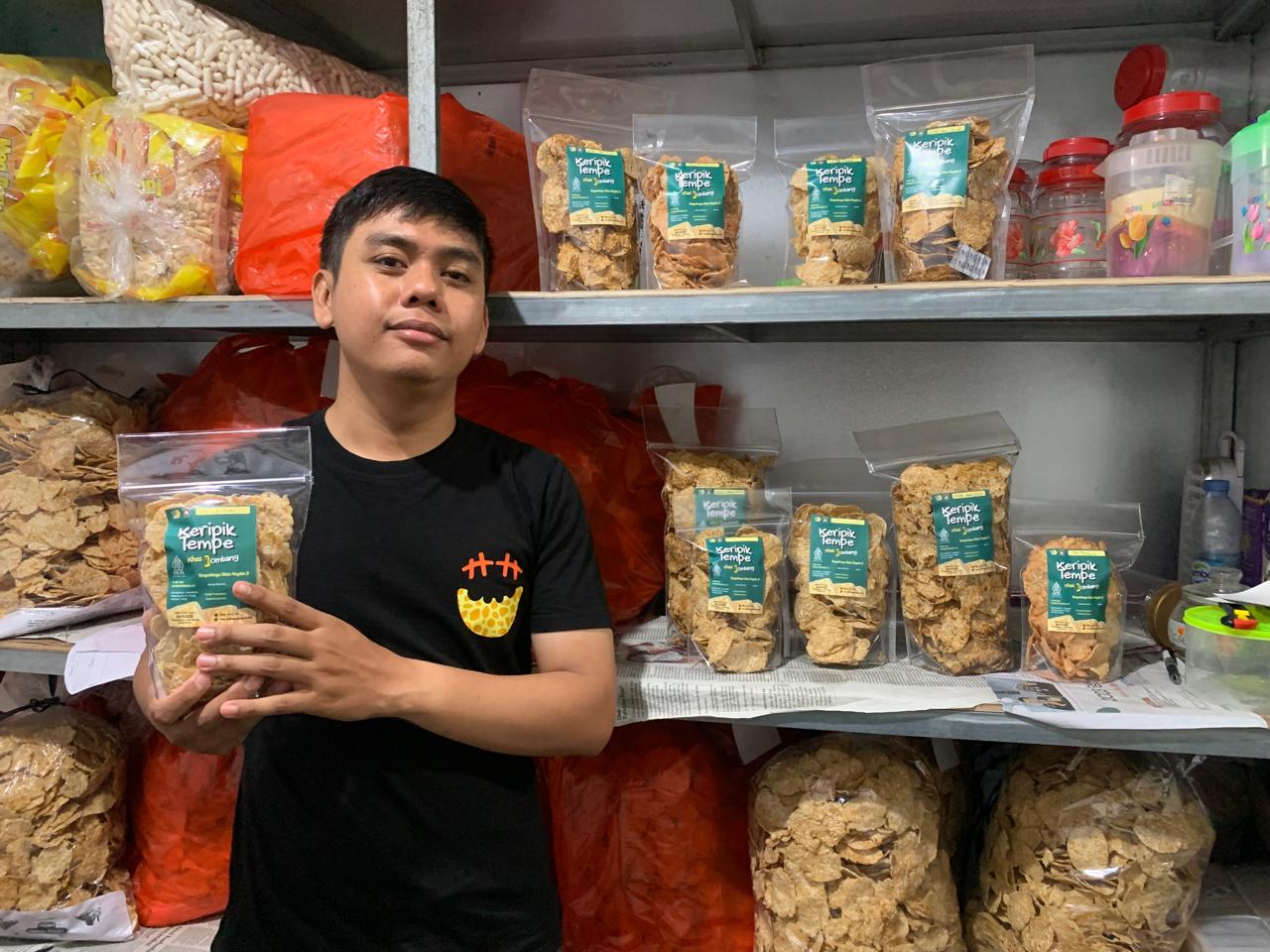 Keripik Tempe Asal Kepuhkembeng, jadi Favorit Pemudik untuk Oleh-oleh Lebaran