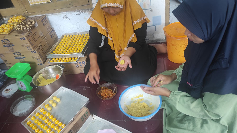 Jelang Lebaran, Permintaan Kue Kering Nastar di Jombang Meningkat