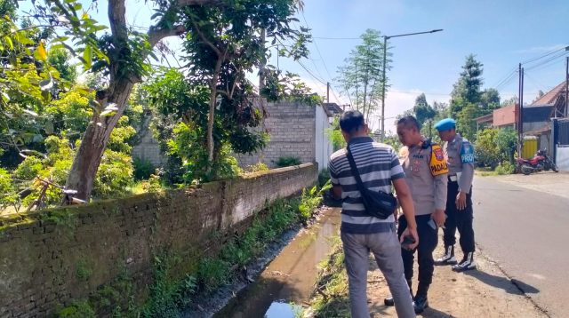 Gempar, Dikira Bangkai Hewan, Ternyata Ada Jasad Bayi di Drainase
