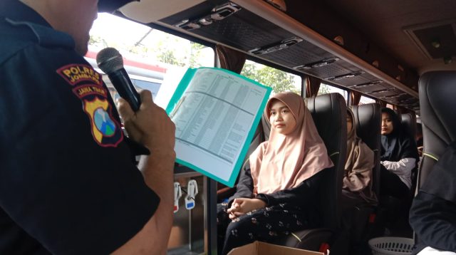 Ribuan Santri Ponpes Gadingmangu Jombang Mulai Mudik Lebaran