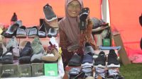 Produk Sepatu dan Sandal Warga Kediri Terjual hingga Luar Jawa
