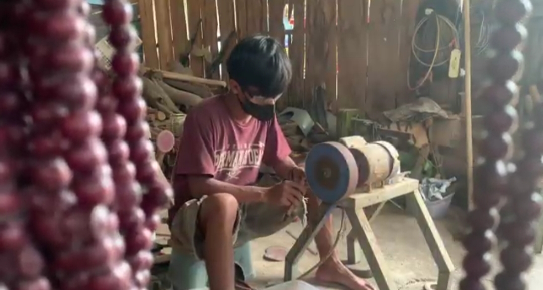Tasbih Kayu Cendana Jombang Diburu Saat Ramadan, Diminati hingga Luar Negeri