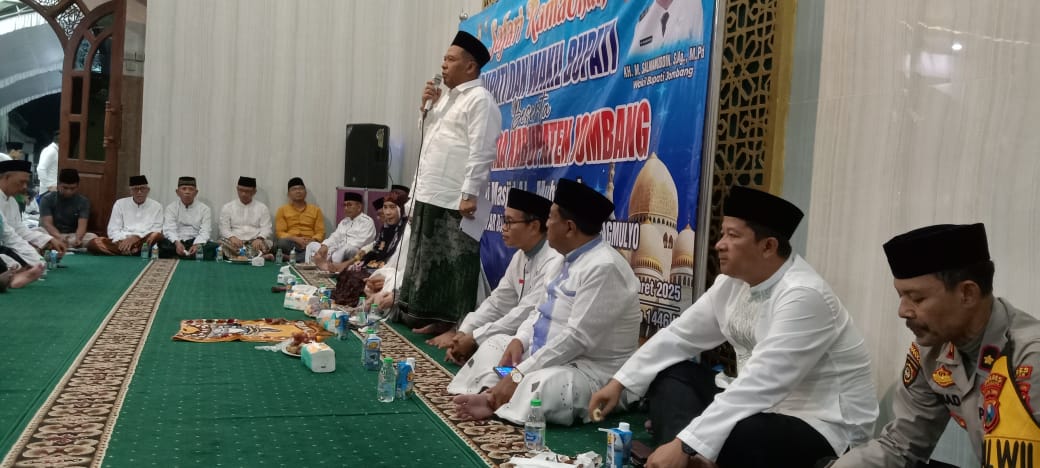 Wakil Bupati Jombang Safari Ramadan di Masjid Al-Mubaroq Tinggar, Beri Bantuan Rp80 Juta