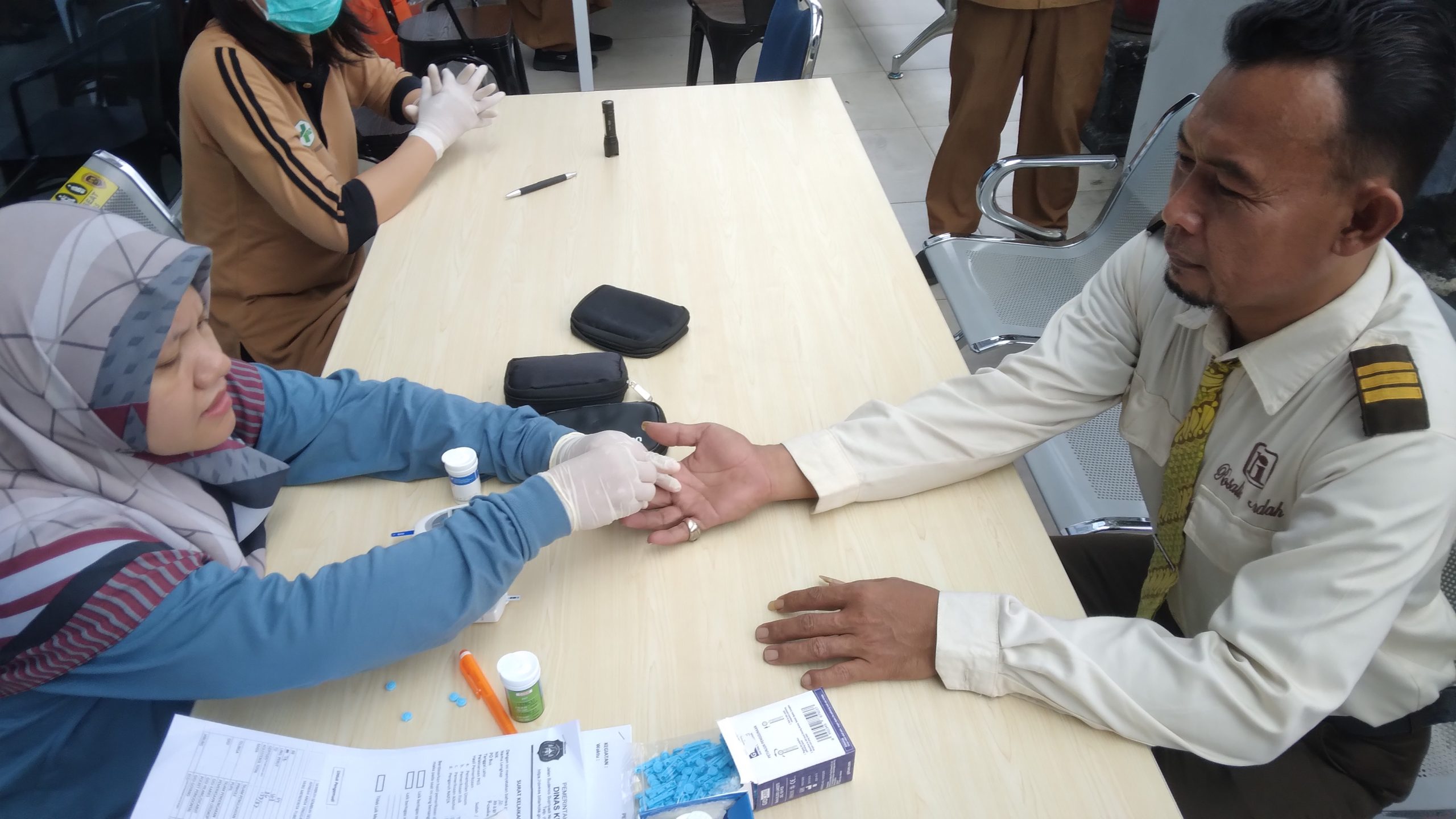 Cek Kelayakan, Petugas Temukan Ban Kriwil dan Kru Bus Alami Asam Urat