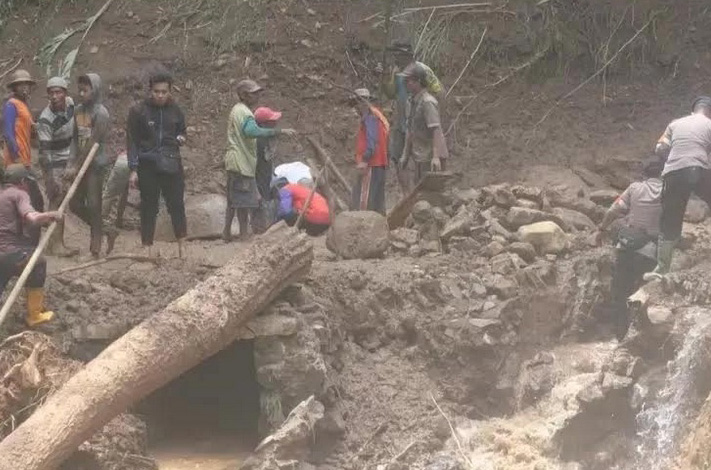 BPBD Kediri Waspada Rawan Bencana di Perubahan Cuaca Ekstrem Hujan Deras