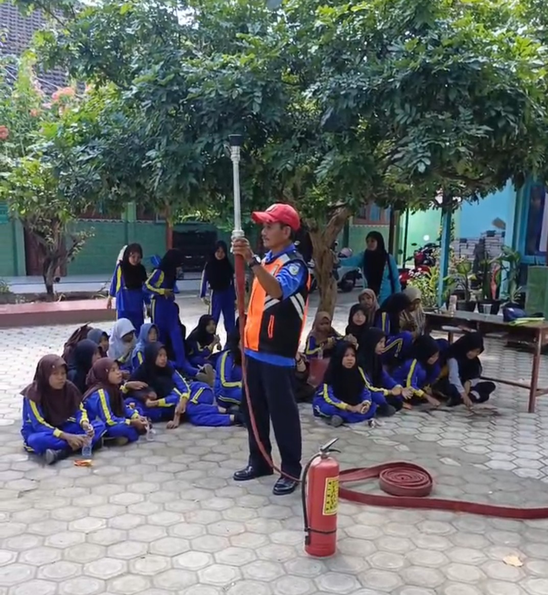 FPRB Latih Anak SD Tanggulangi Kebencanaan dan Penanganan Korban Bencana