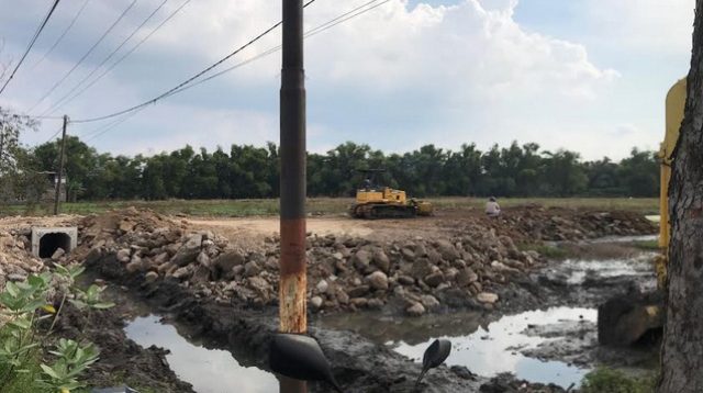 Belum Berizin, Pabrik Sudah Mulai Uruk Lahan