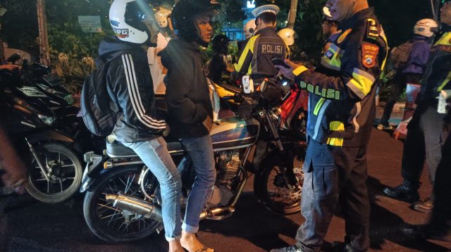 Razia Cipta Kondisi, Satlantas Polres Kediri Kota Tindak Knalpot Brong dan Amankan Puluhan Sepeda Motor