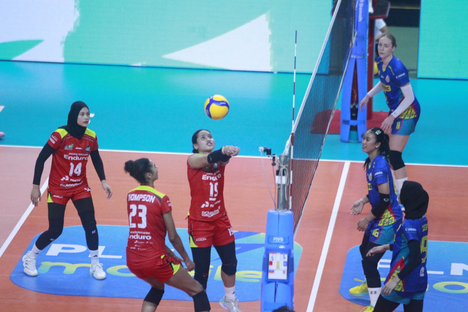 Pertamina Kalahkan Electric PLN di Awal Laga Final Four saat Cuaca Panas yang Menguras Energi