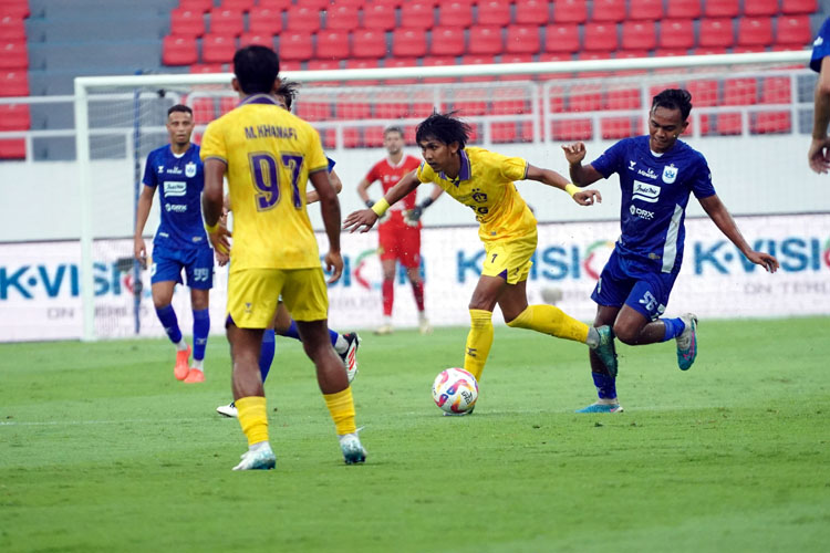 Laga Persik Kediri vs Persija Digelar di Stadion Soepriadi Blitar, Manajemen Siapkan Ribuan Tiket