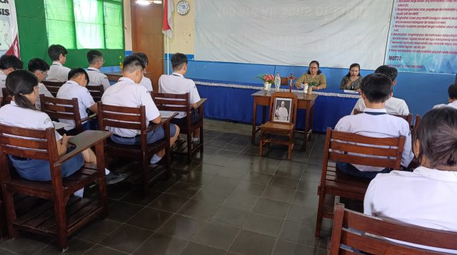 Duka Mendalam untuk Paus Fransiskus, Siswa SMP Katolik Gelar Ibadat Arwah