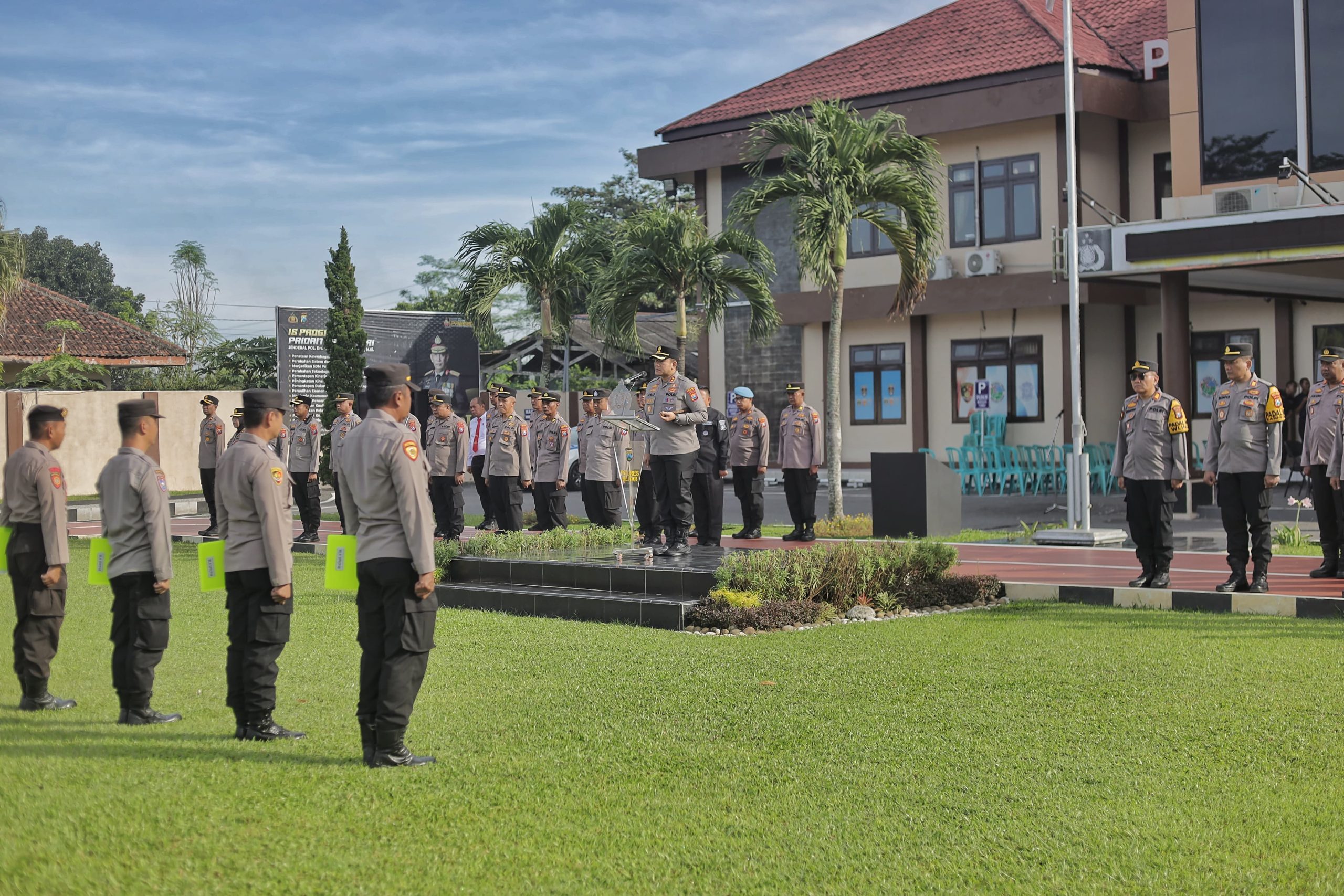 Pimpin Apel, Kapolres Blitar Tekankan Pentingnya Mewujudkan Rasa Aman di Masyarakat