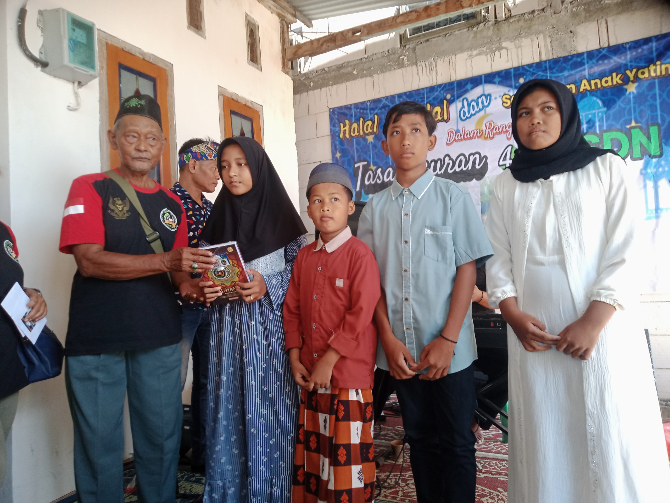 Santunan Anak Yatim Warnai Halalbihalal dan HUT ke-4 Sahabat Dulur Nganjuk