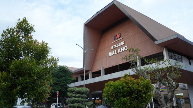 Libur Panjang Peringati Jumat Agung dan Paskah, KAI Daop 8 Surabaya Operasikan KA Tambahan dari Stasiun Malang