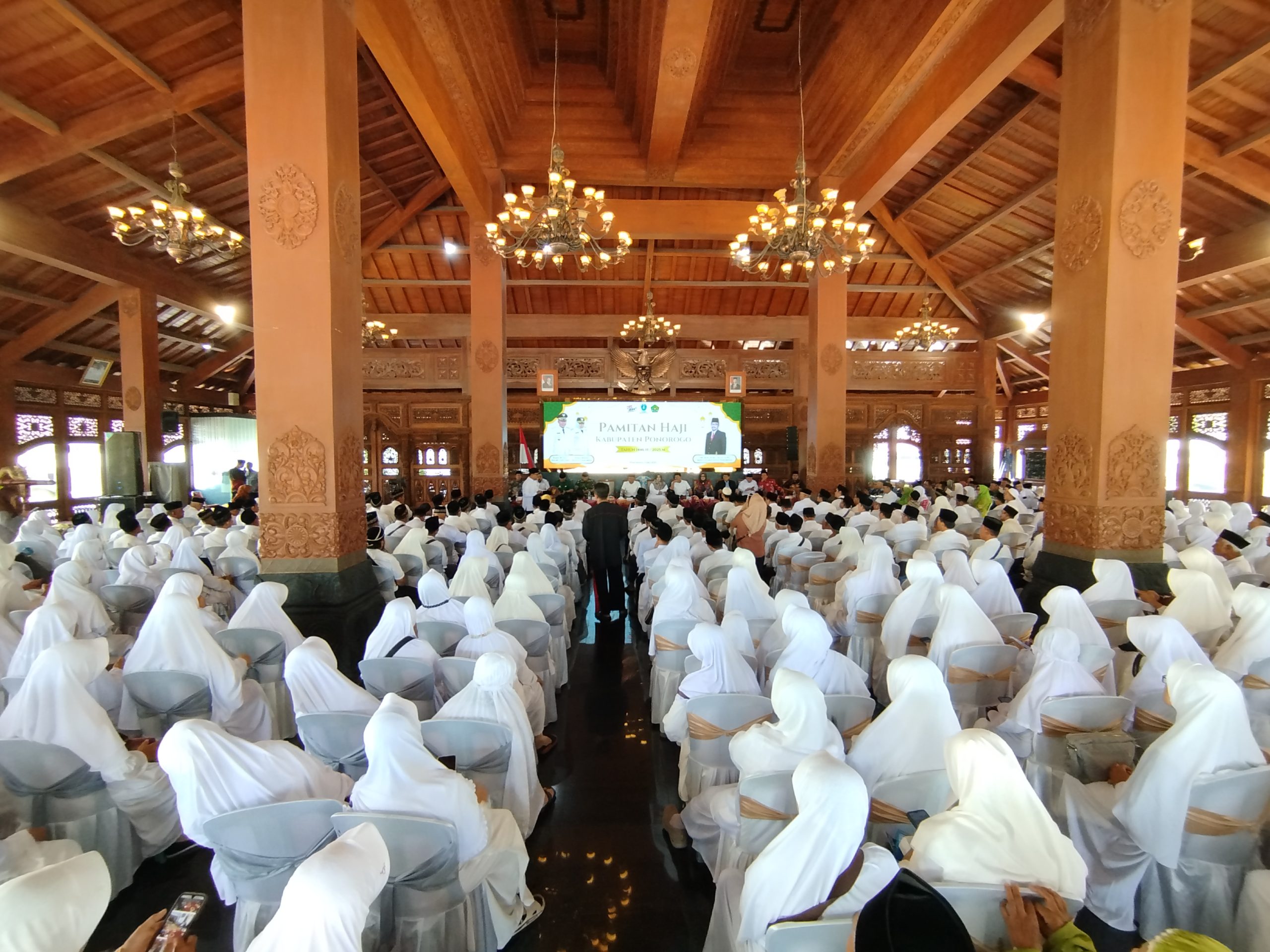 Ratusan Jemaah Haji Ponorogo Siap Berangkat ke Tanah Suci