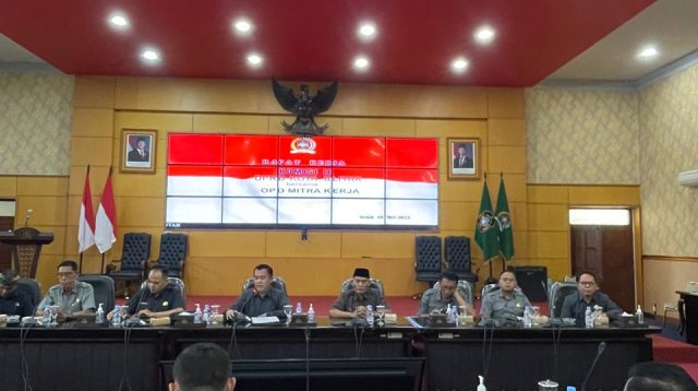 Tenaga Kebersihan Kena PHK, Komisi 2 DPRD Kota Blitar Rekomendasi Kembali Dipekerjakan