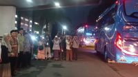 Wabup Kediri Berangkatkan CJH Kloter 45 dan 46 ke Asrama Haji Sukolilo Surabaya