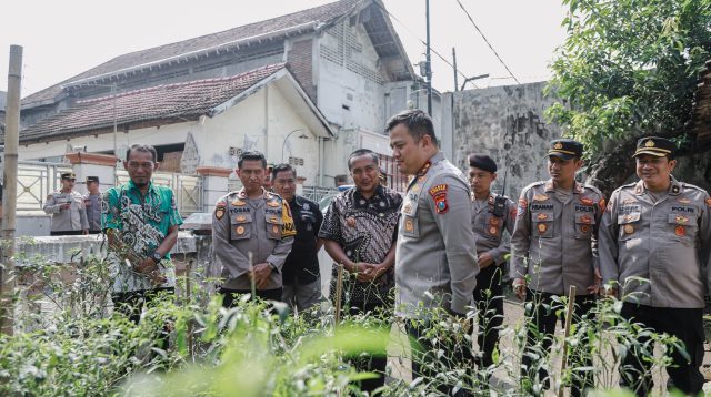 Desa Percontohan Program Pekarangan Pangan Bergizi di Mojotrisno Dikunjungi Kapolres Jombang