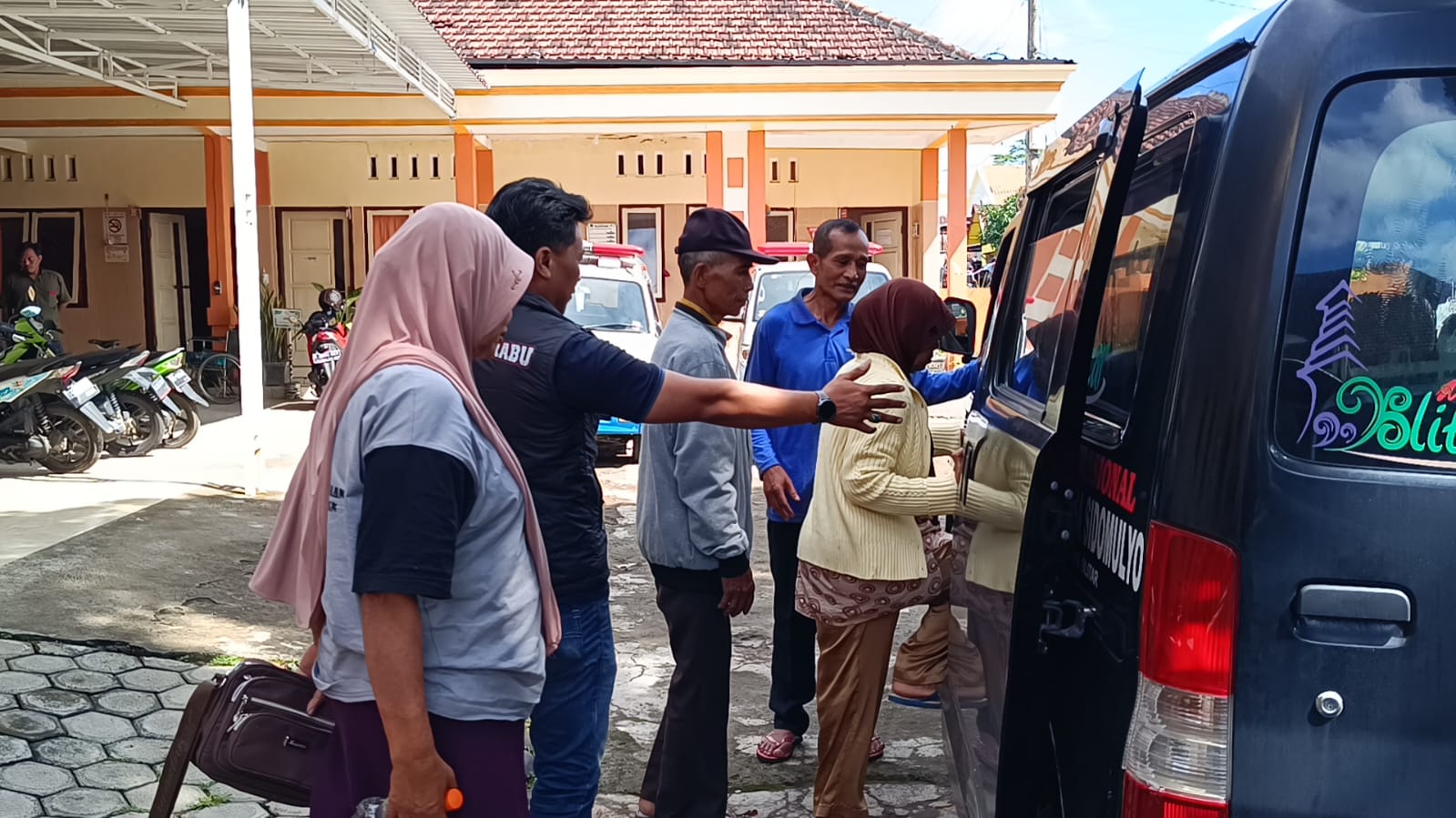 Korban Keracunan Kolak Kacang Hijau Bertambah Total 66, Bupati Blitar Pastikan Biaya Rawat Gratis