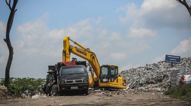 Kolaborasi Lintas Sektor Dibutuhkan Atasi Sampah di Pantai