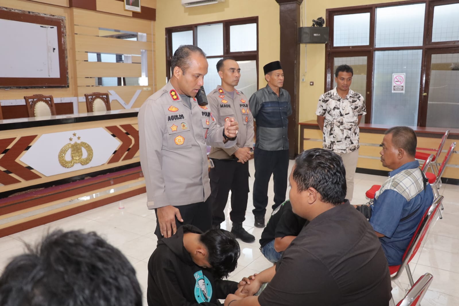Kapolres Lamongan Beri Arahan Tegas Kepada Pemuda Konvoi, Orang Tua Diminta Tingkatkan Pengawasan