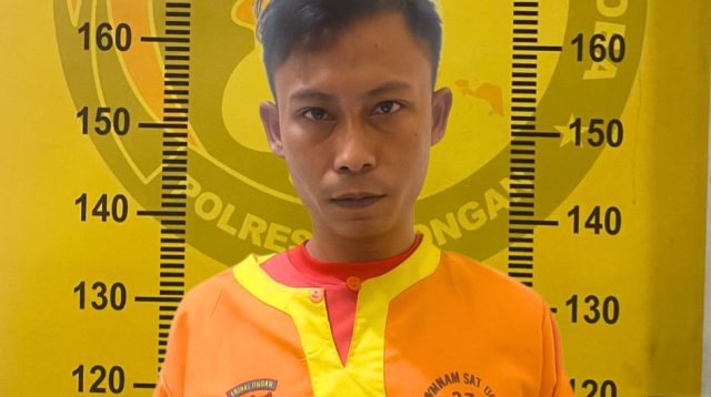 Tunggu Pembeli di Gapura Perumahan, Pengedar Narkoba Digulung, Sita Sabu 2,33 Gram Siap Edar