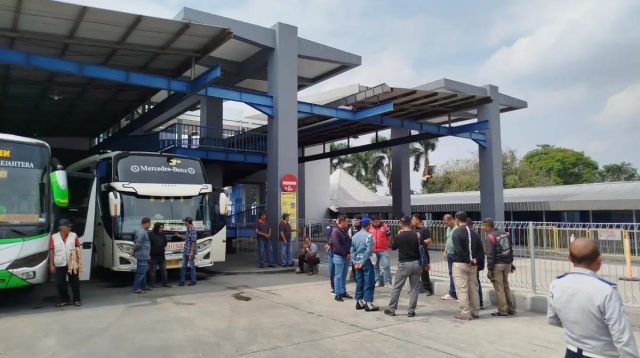Diduga Cekcok dengan Juru Penumpang, Anggota Pomal Dianiaya di Terminal Arjosari