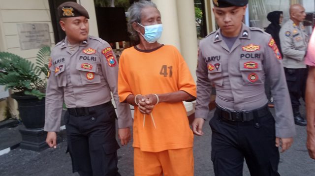 Mabuk, Pria ini Tusuk Temannya hingga Tewas di Bawah Jembatan Ringinanom