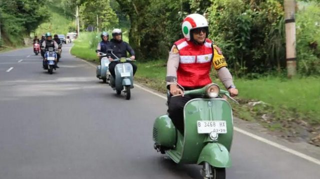 Batu Vespa Fest 2025, Pamerkan Motor Koleksi Langka