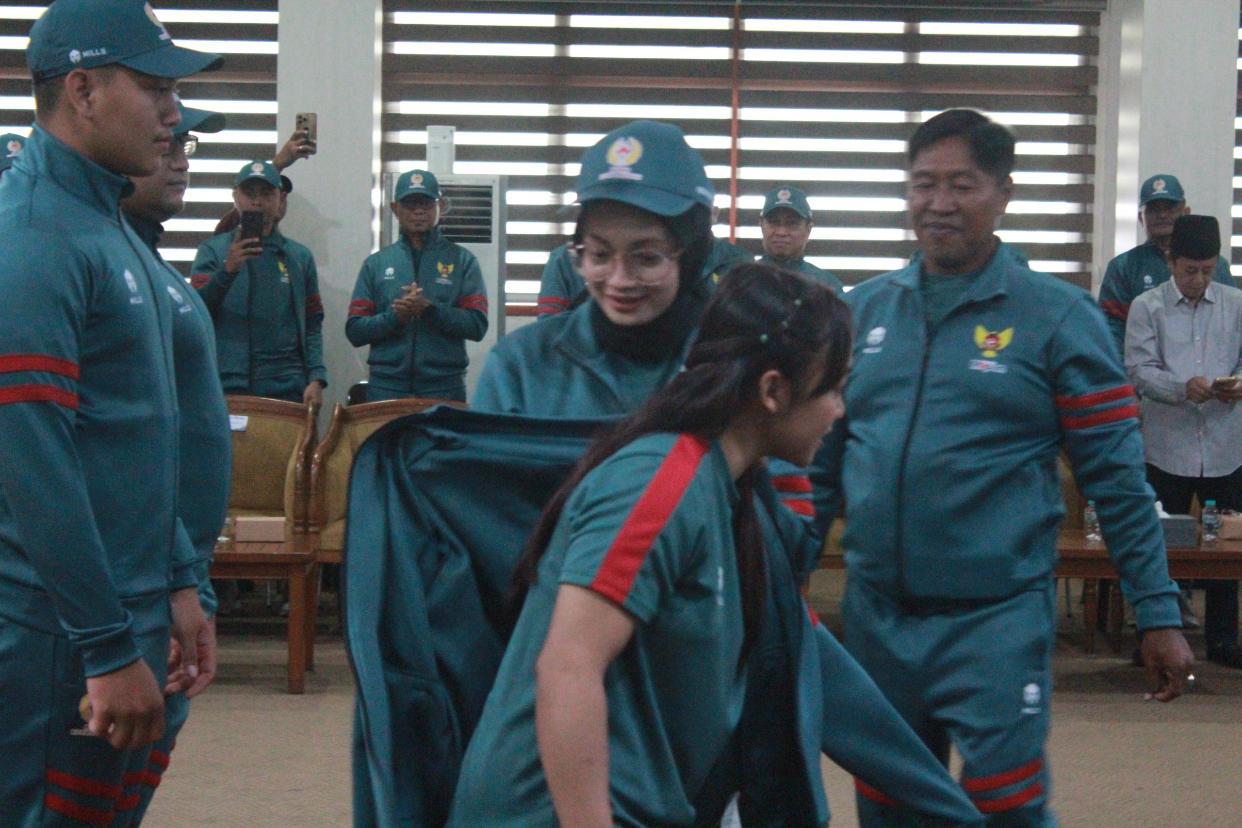 Berangkatkan Ratusan Atlet ke Porprov Jatim 2025, Kota Kediri Targetkan Masuk Tiga Besar