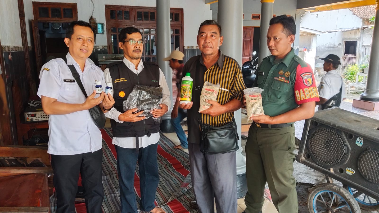 Dispertabun Kabupaten Kediri Adakan Bimtek dan Bantu Pupuk untuk Petani Tembakau