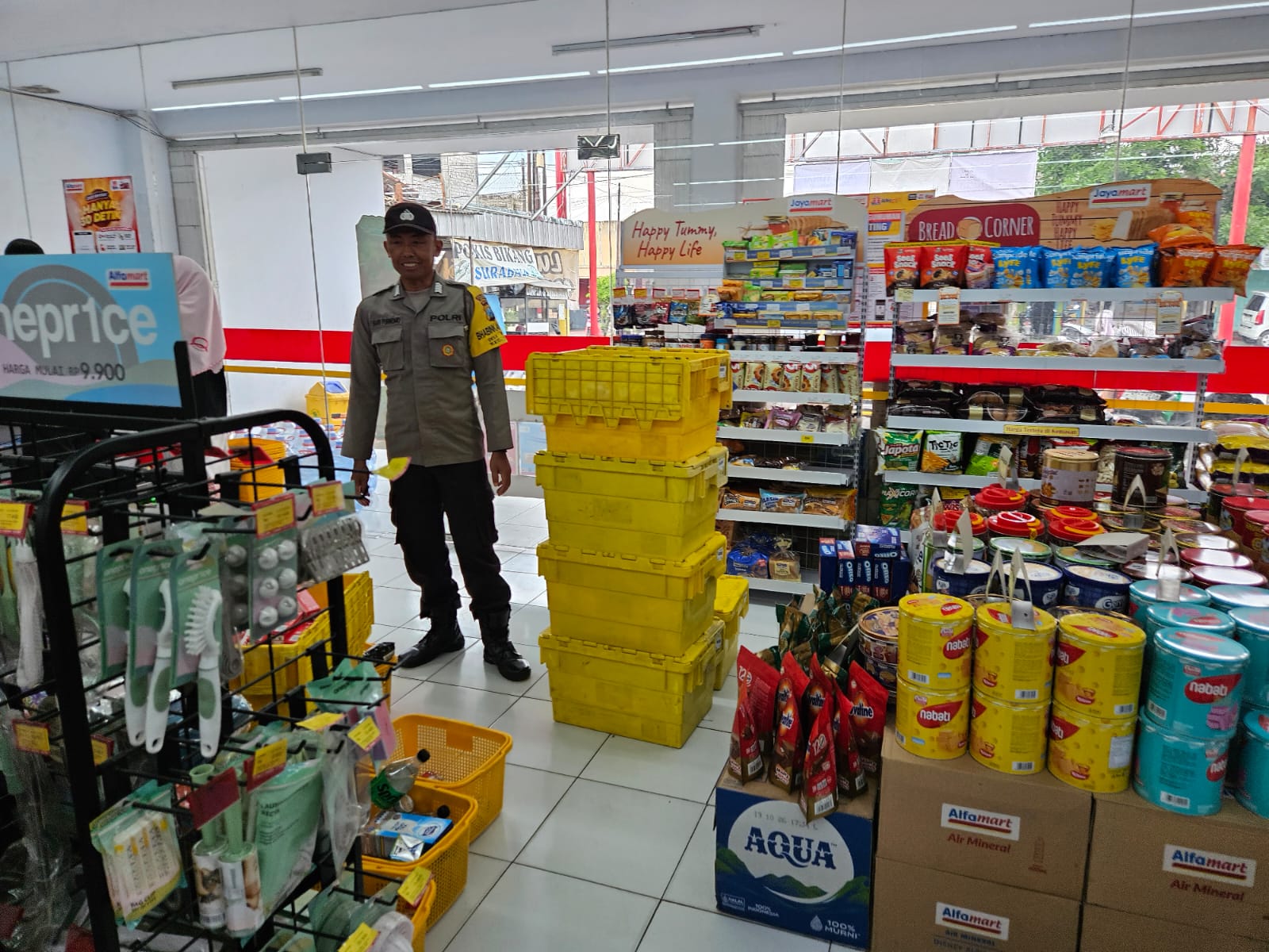 Libur Panjang, Polisi dari Polsek Kras Patroli Objek Vital