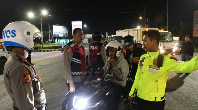 Jaga Kelancaran dan Keamanan Operasi Aman Suro 2025, Polres Madiun Kota Tindak Tegas Pelanggar Lalin