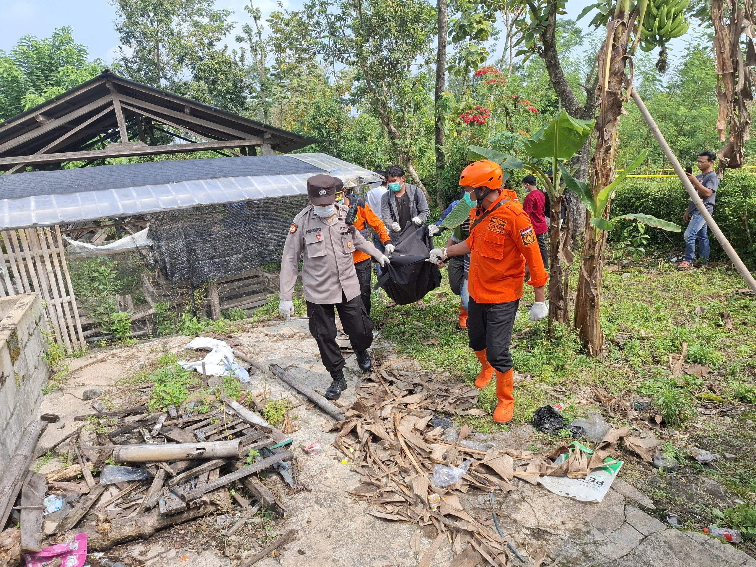 Beberapa Hari Tak Pulang, Nenek asal Kediri Tak Bernyawa di Sawah