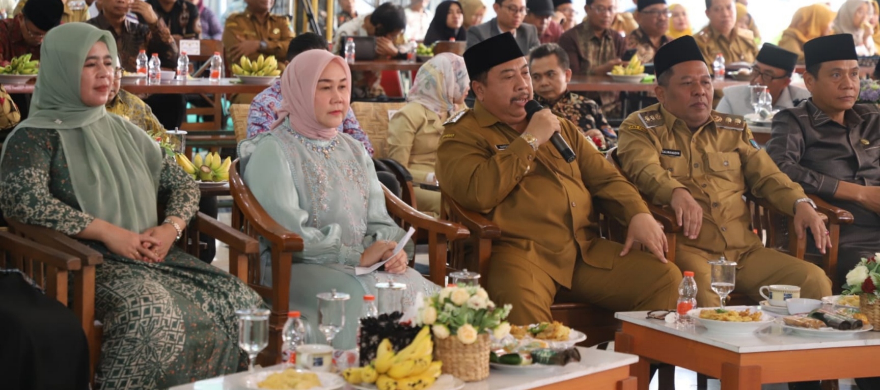 Warung Pojok Kebon Rojo, Dialog Santai Evaluasi 100 Hari Kerja Pemkab Jombang