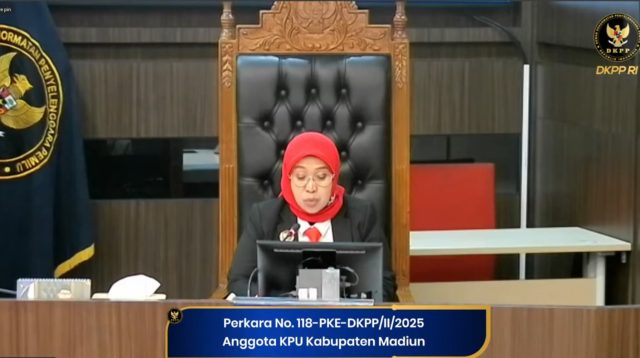 Menjabat Pengurus Partai, Anggota KPU Kabupaten Madiun Diberhentikan