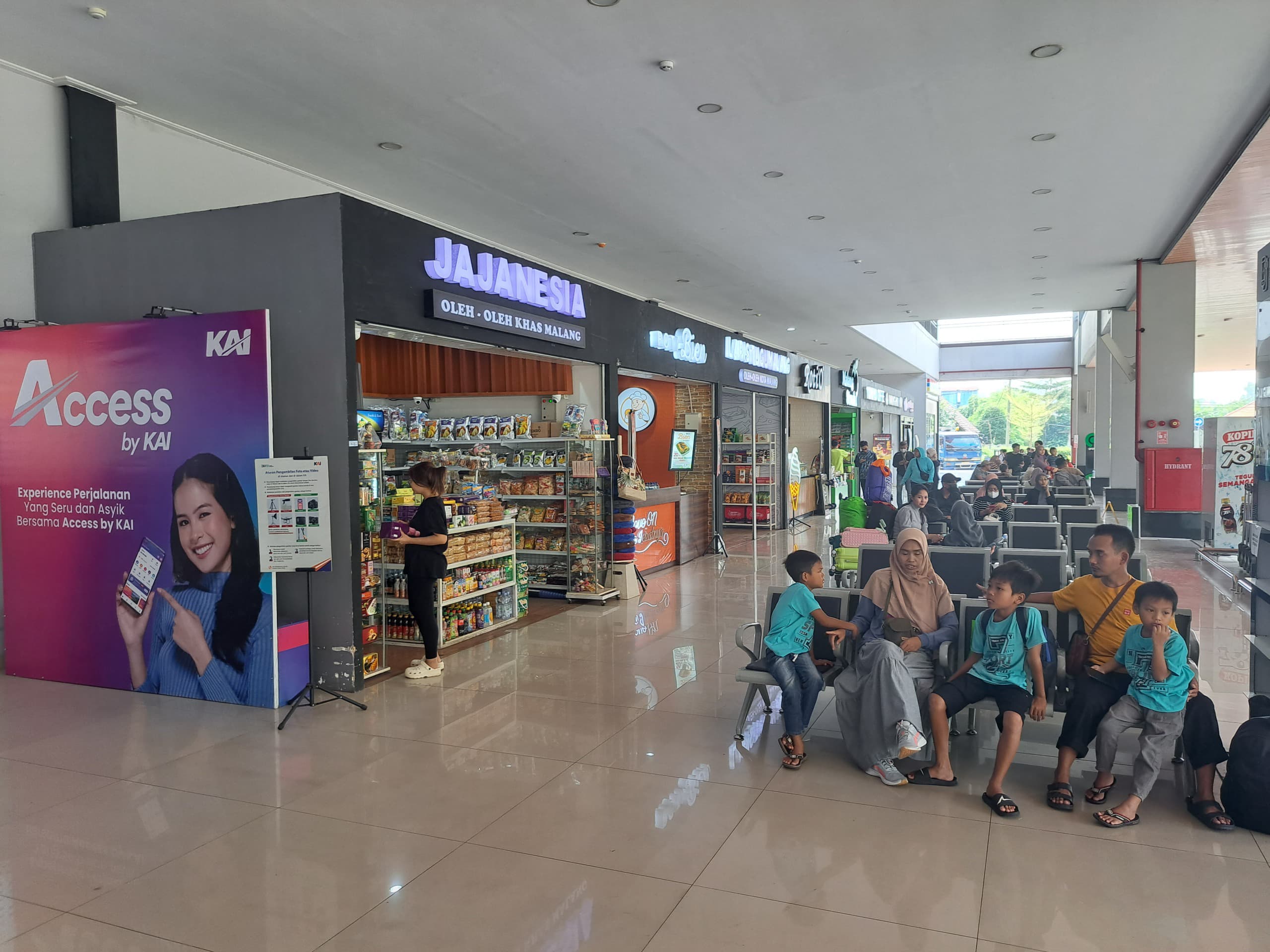 Liburan Sekolah Hemat, Nyaman, dan Seru bersama KAI: Nikmati Tema “SchooliDay” di Stasiun Malang dan Sekitarnya